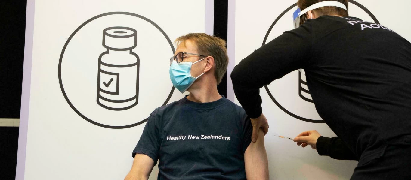 Κυβέρνηση Νέας Ζηλανδίας σε πολίτες: «Ή θα εμβολιαστεί το 90% ή θα μείνετε σε lockdown για πάντα»